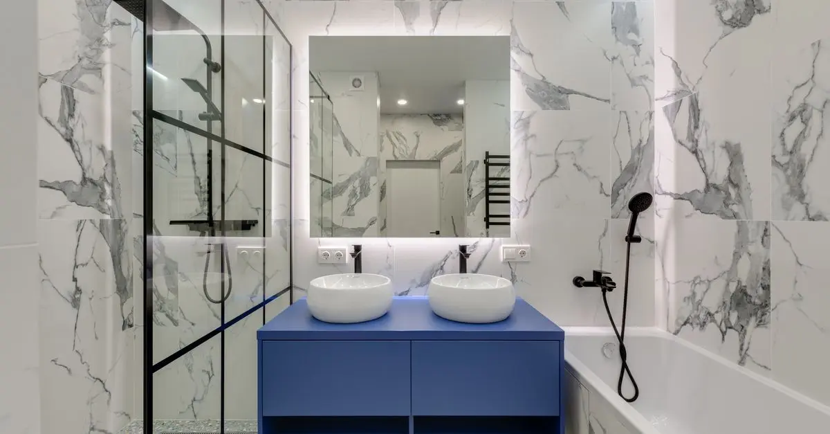 Comment Choisir le Carrelage Parfait pour Votre Salle de Bain