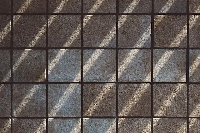 Comment Bien Estimer le Coût des Services d'un Carreleur