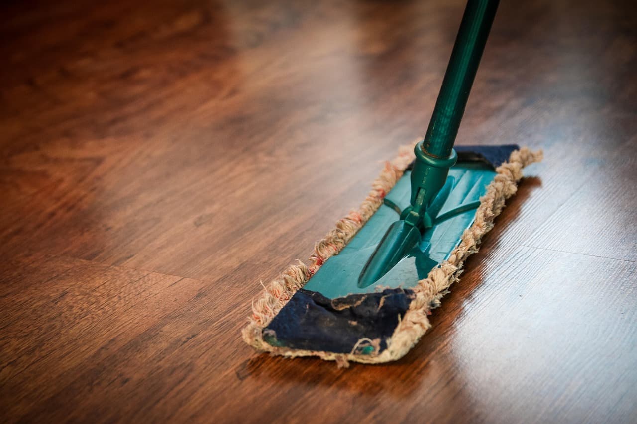 Comment Entretenir votre Carrelage pour Maximiser sa Durabilité